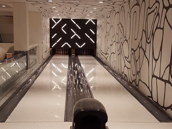 Le bowling privé du manoir, en attente de quelques retouches.